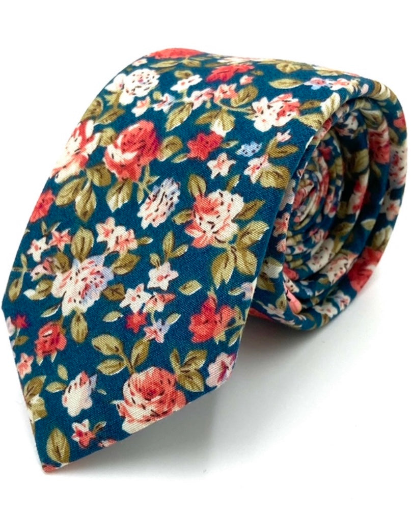 A dusty green tie. Here at Ty's Tiess there is nothing more important to us than handmade ties, trendy ties, wedding ties and ties for teenagers. See our best selection of handmade ties today...